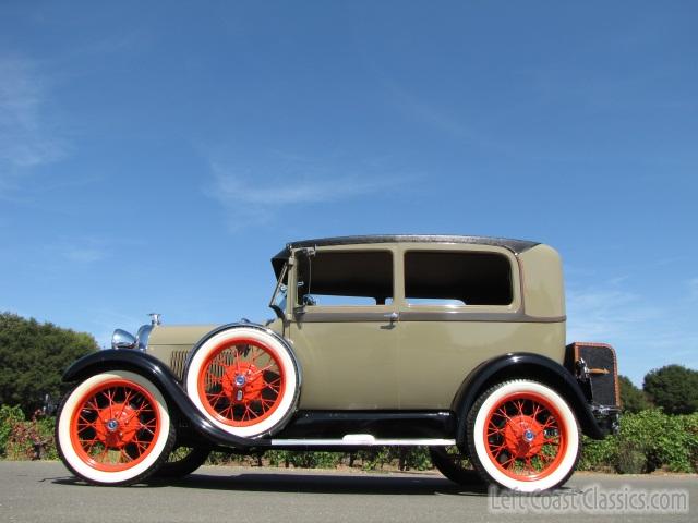 1929-ford-model-a-tudor-sedan-076.jpg