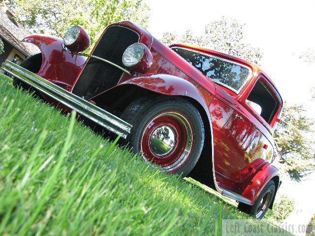 1932 Ford 3-Window Coupe Slide Show