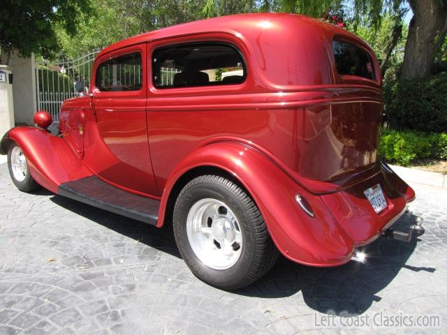1934-ford-tudor-sedan-337.jpg