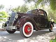1935 Ford 5-Window Deluxe Coupe