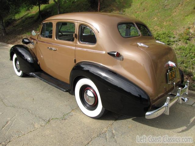 1937-oldsmobile-six-319.jpg