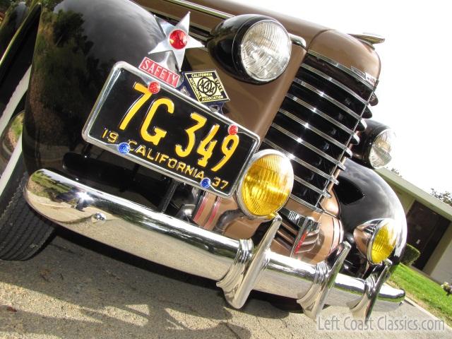 1937-oldsmobile-six-9337.jpg