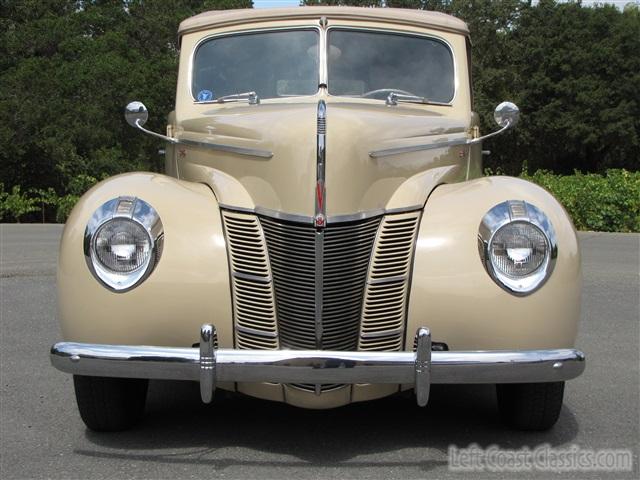 1940-ford-deluxe-convertible-001.jpg
