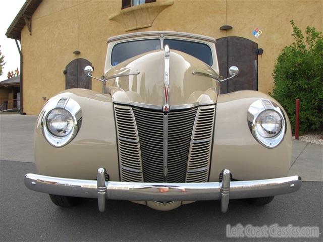 1940-ford-deluxe-convertible-002.jpg