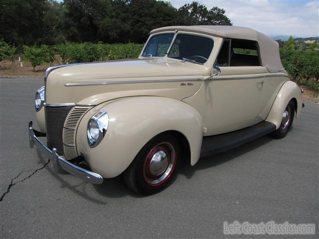 1940-ford-deluxe-convertible-003.jpg