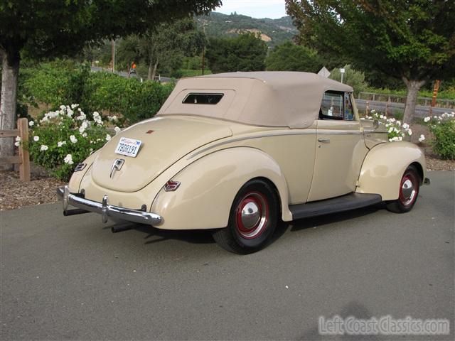 1940-ford-deluxe-convertible-024.jpg