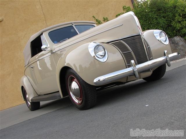 1940-ford-deluxe-convertible-028.jpg
