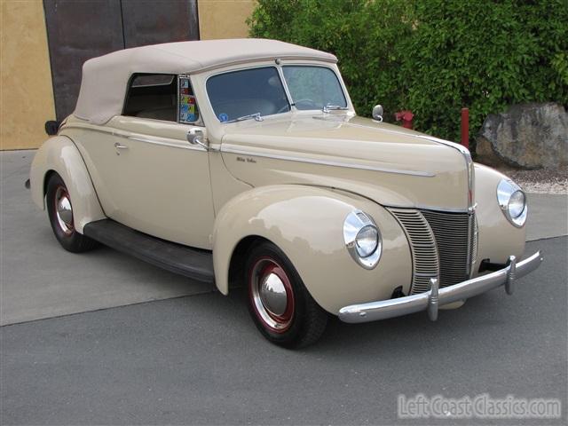 1940-ford-deluxe-convertible-030.jpg