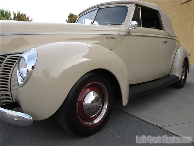 1940-ford-deluxe-convertible-059.jpg