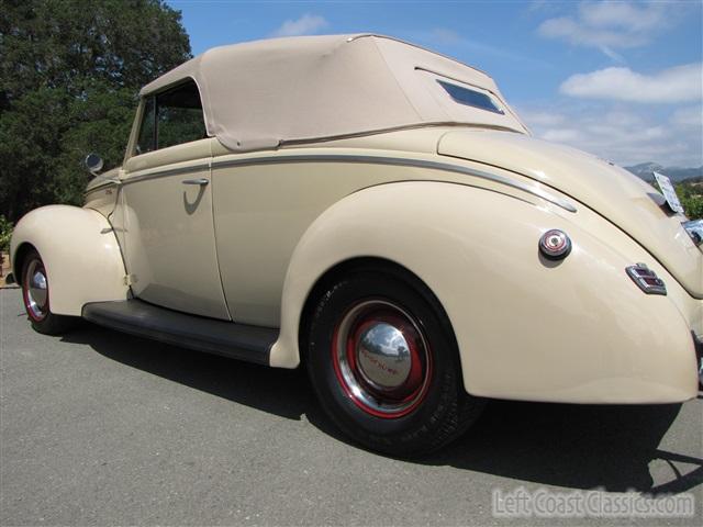 1940-ford-deluxe-convertible-060.jpg
