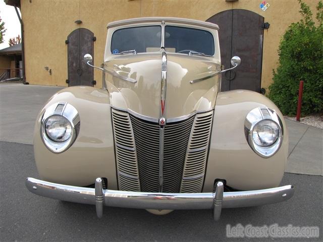 1940-ford-deluxe-convertible-200.jpg