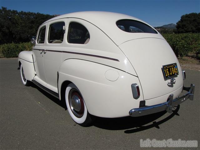 1941-ford-deluxe-022.jpg