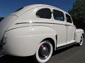 1941-ford-deluxe-051