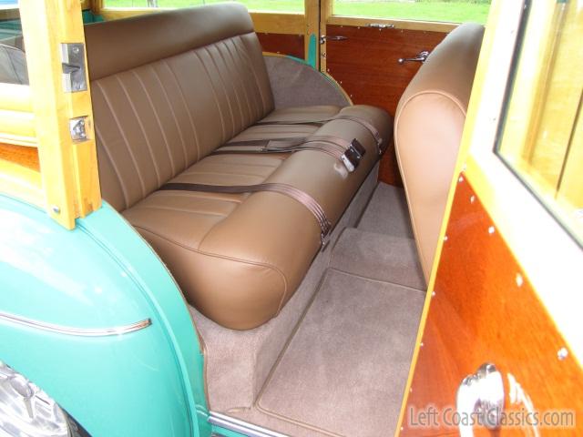 1942-ford-woody-wagon-9020.jpg