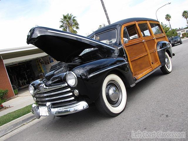 1947-ford-super-deluxe-woody-062.jpg