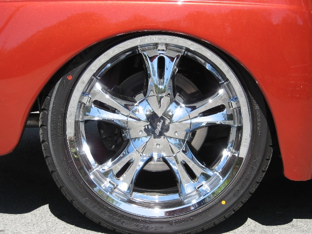 1947 Ford Roadster Close-up Wheels