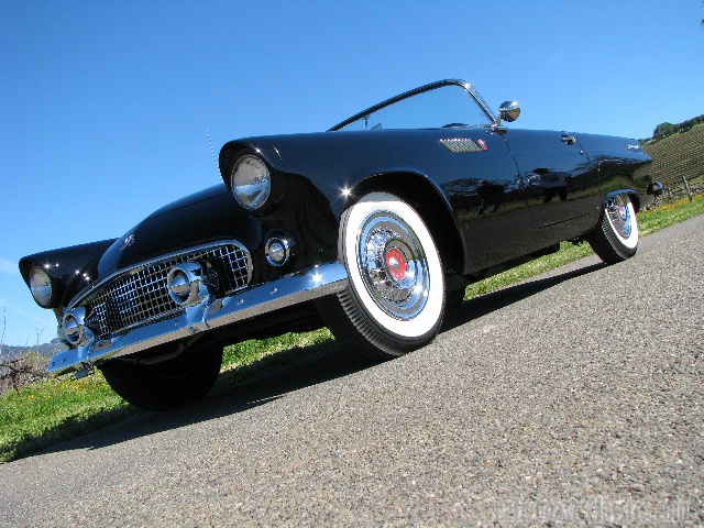 1955 Ford Thunderbird