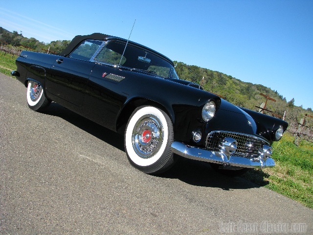 1955 Ford Thunderbird