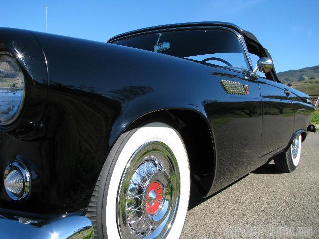 1955 Ford Thunderbird