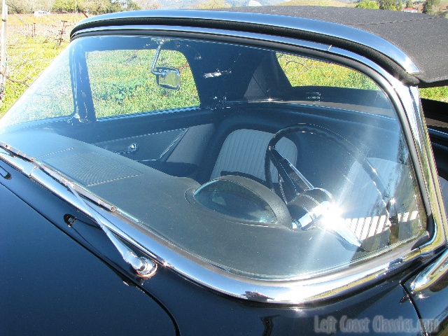 1955 Ford Thunderbird