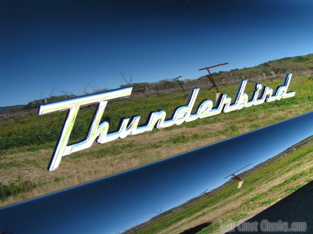 1955 Ford Thunderbird