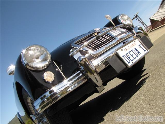 1959-mga-coupe-048.jpg
