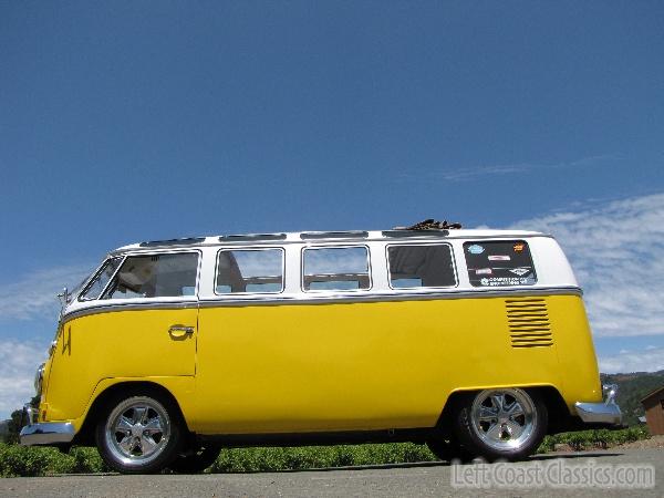 1966-vw-21-window-bus-096.jpg