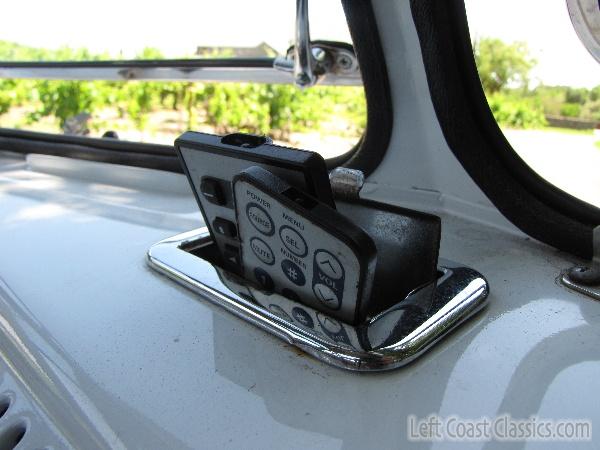1966-vw-21-window-bus-169.jpg