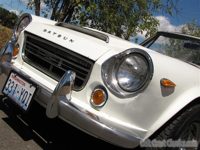 1969-datsun-2000-roadster-047.jpg
