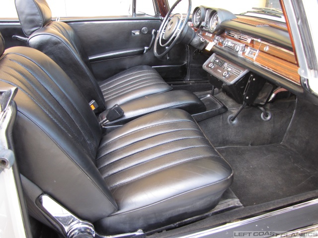 1969-mercedes-280se-cabriolet-147.jpg