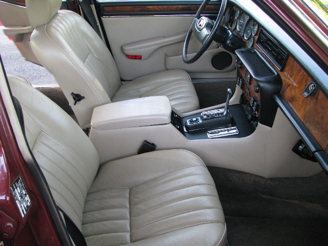 1985 Jaguar Sovereign Interior