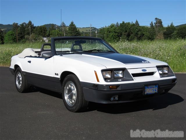 1986-ford-mustang-gt-convertible-053.jpg