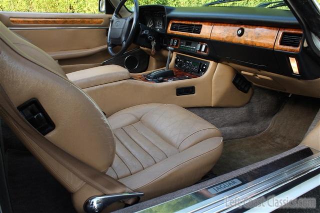 1990-jaguar-xjs-convertible-082.jpg