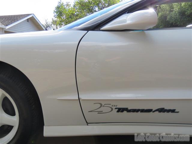 1994-pontiac-trans-am-coupe-068.jpg