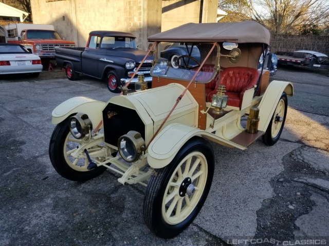 1910-cadillac-roadster-001.jpg