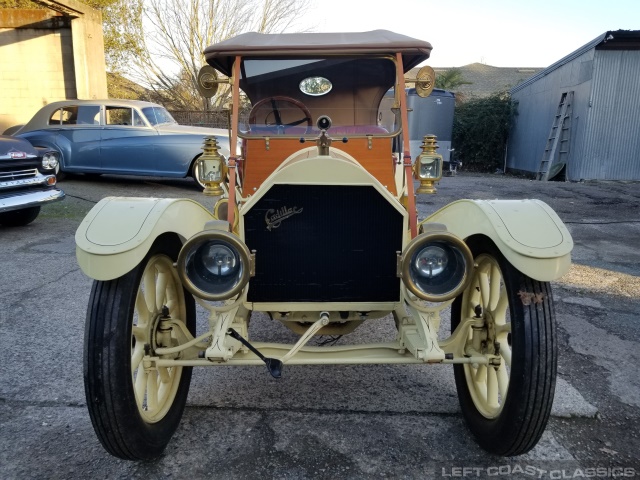 1910-cadillac-roadster-097.jpg