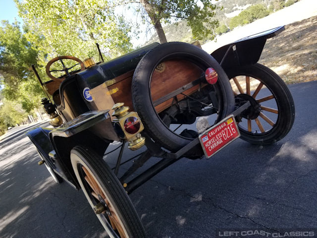 1913-ford-model-t-speedster-036.jpg