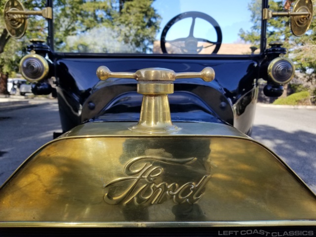 1915-ford-model-t-runabout-046.jpg