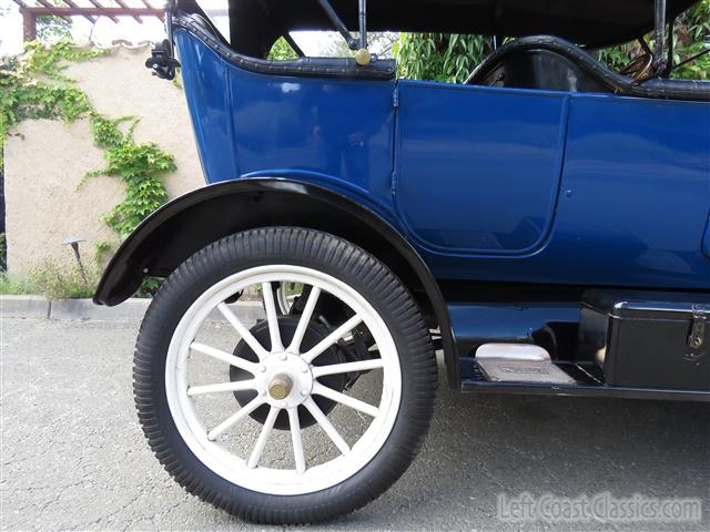 1915-ford-model-t-049.jpg