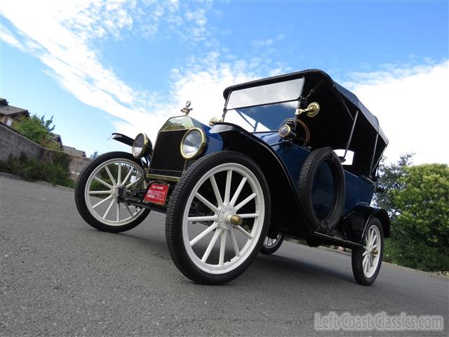 1915-ford-model-t-105.jpg