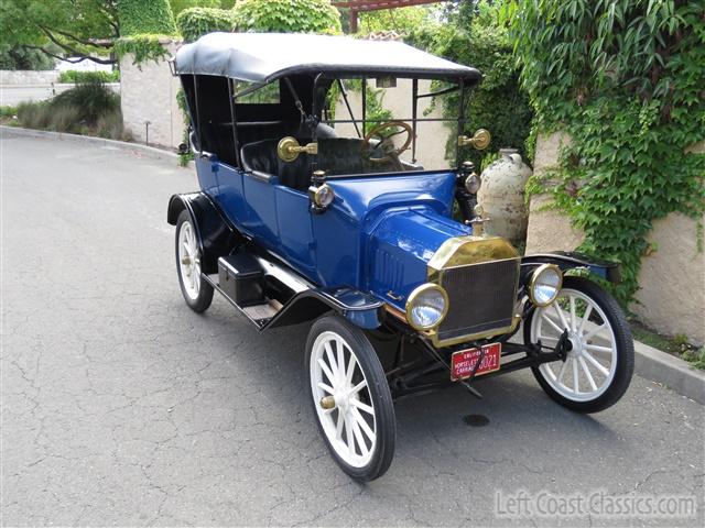 1915-ford-model-t-110.jpg