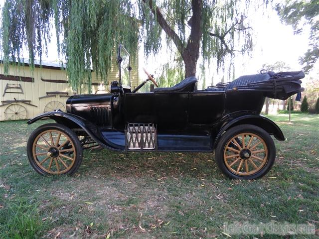 1917-ford-model-t-touring-022.jpg
