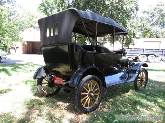 1917-ford-model-t-touring-040.jpg