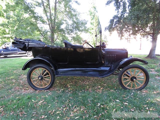 1917-ford-model-t-touring-049.jpg