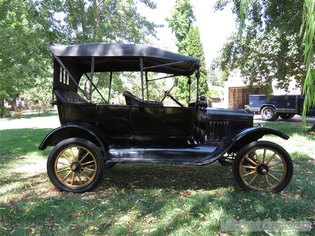 1917-ford-model-t-touring-054.jpg