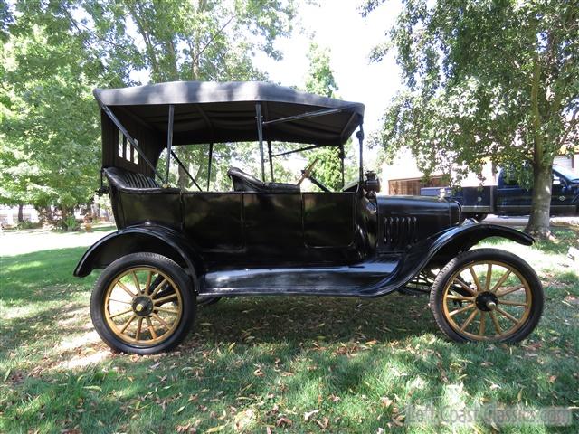 1917-ford-model-t-touring-055.jpg