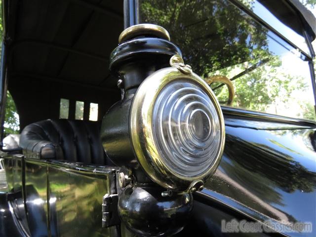 1917-ford-model-t-touring-076.jpg