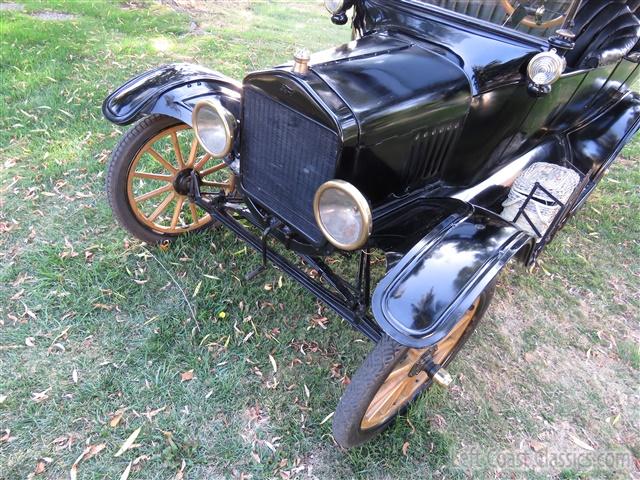 1917-ford-model-t-touring-106.jpg