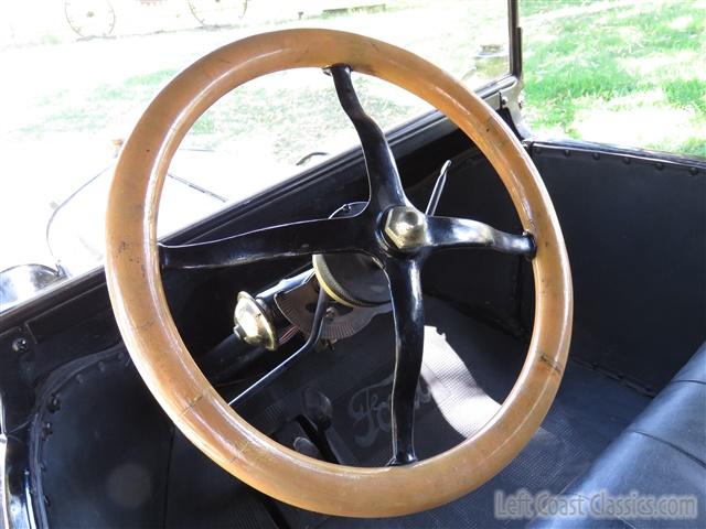1917-ford-model-t-touring-112.jpg