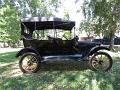 1917-ford-model-t-touring-055